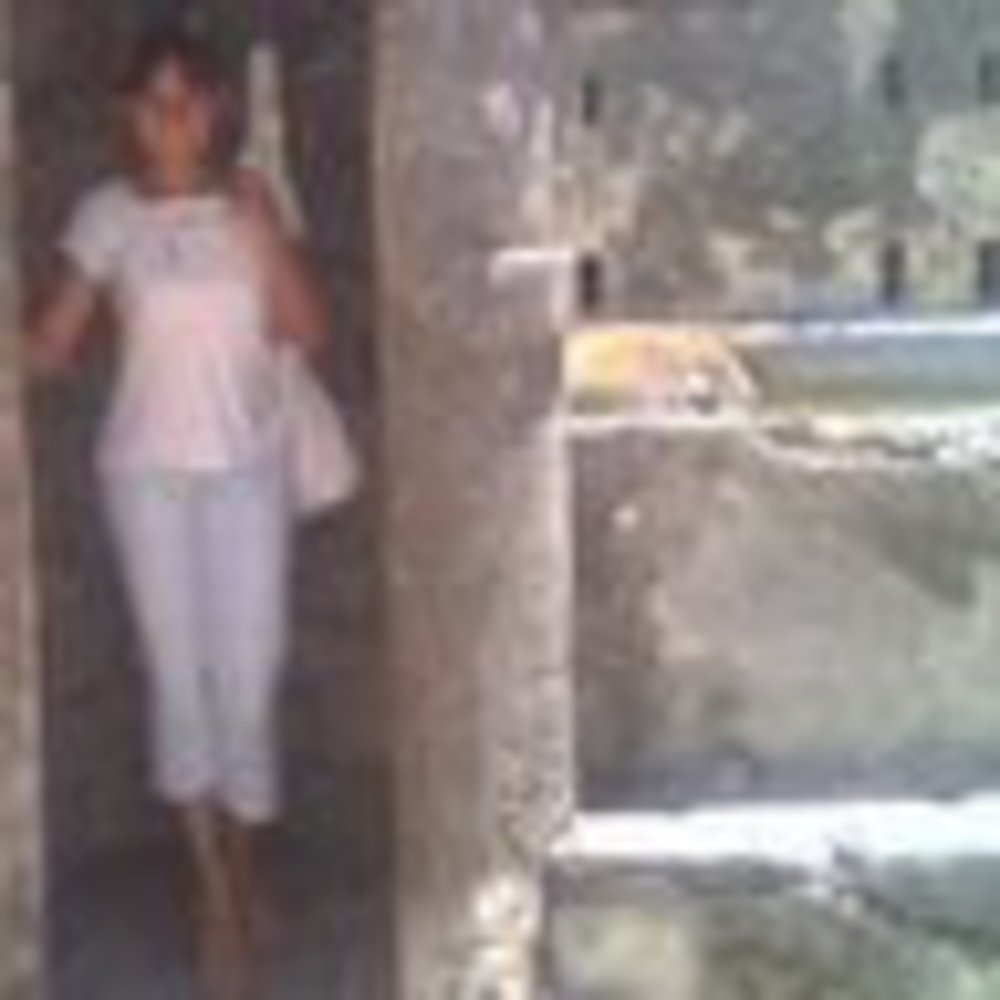 Meet your Posher, Dafne